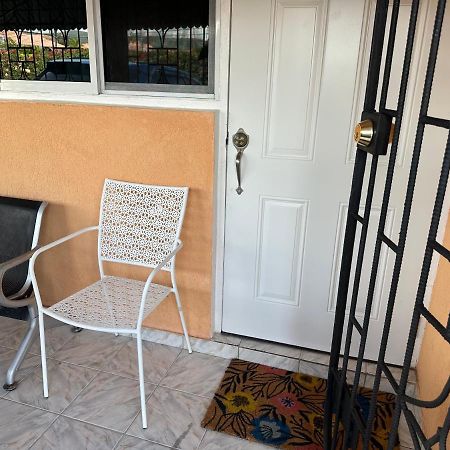 Remarkable 1-Bed Apartment In Montego Bay Exterior photo