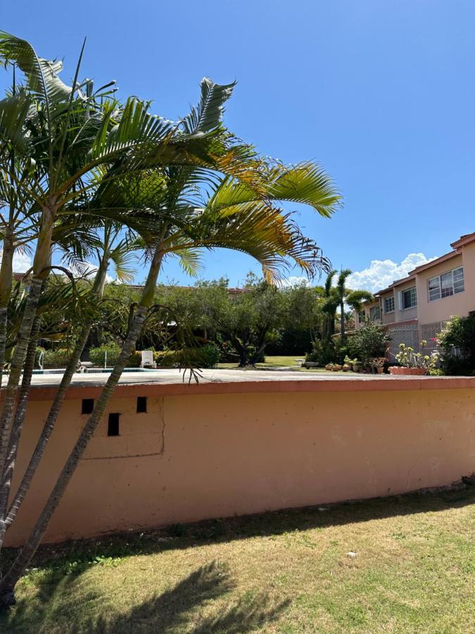 Remarkable 1-Bed Apartment In Montego Bay Exterior photo